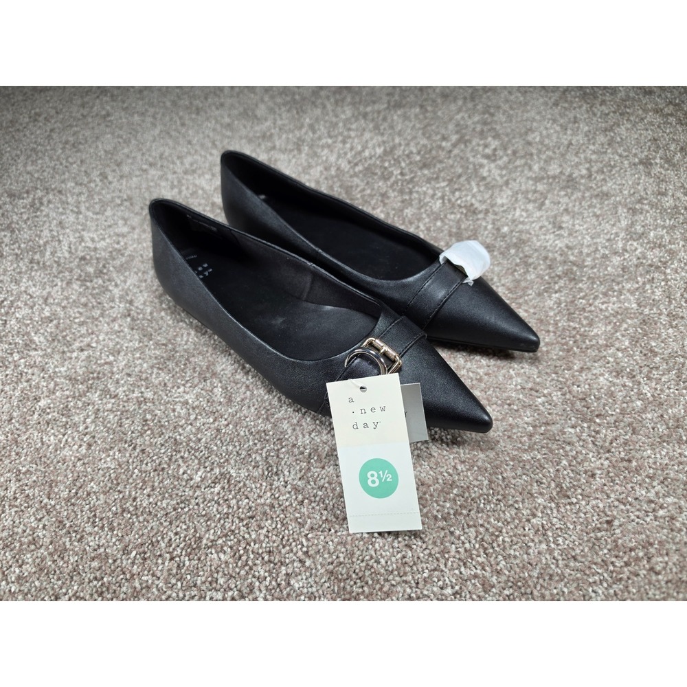 A New Day Valentina Black Pointed Toe Buckle Ballet Flats Memory Foam Womens 8.5